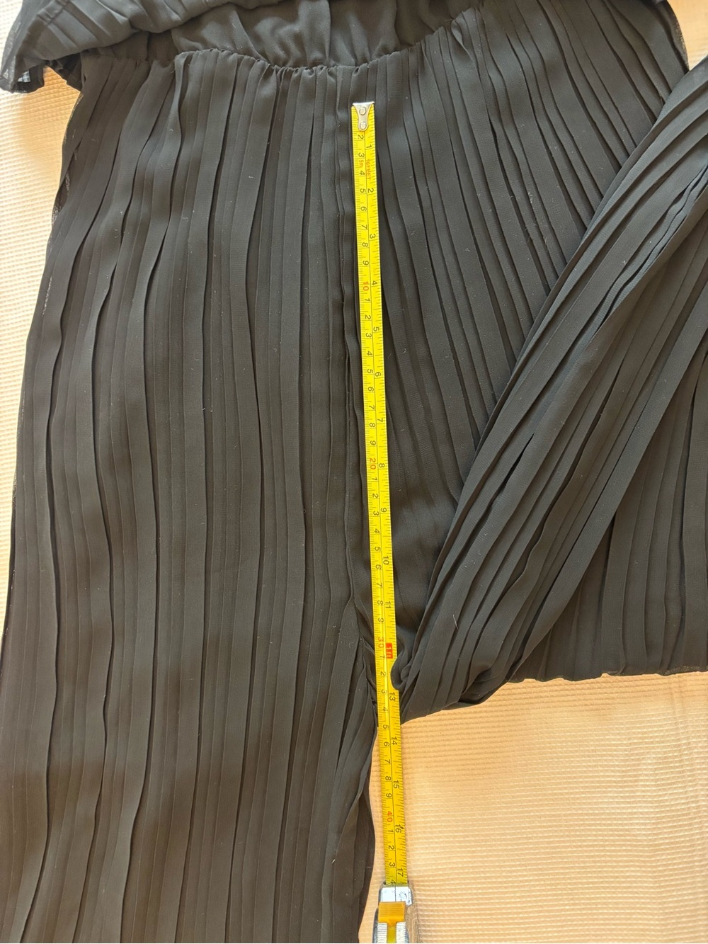 Black Elegant Vertical Pleated Jumpsuit by Shinestar Sz M - Picture 10 of 10